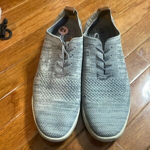 IZOD Knit Sneakers